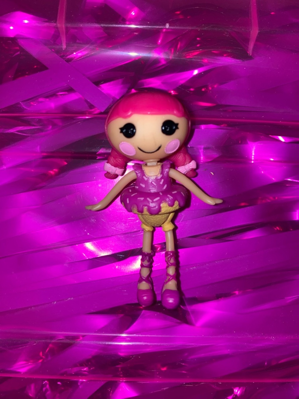 Lalaloopsy minis Cake Dunk n Crumble doll